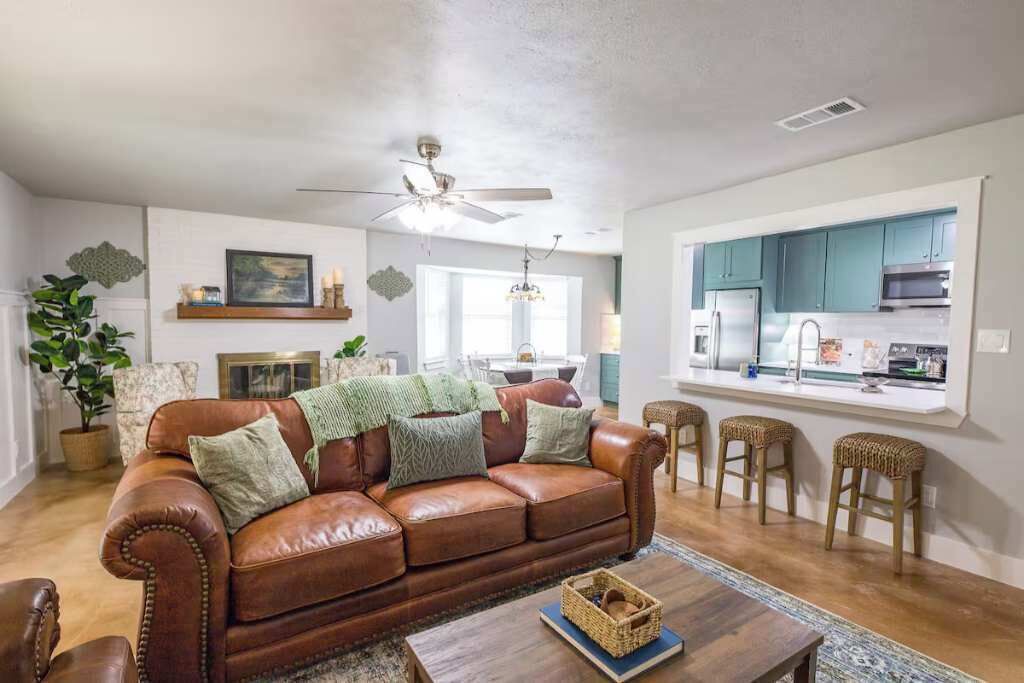 Photo of Livingroom in Wichita Falls