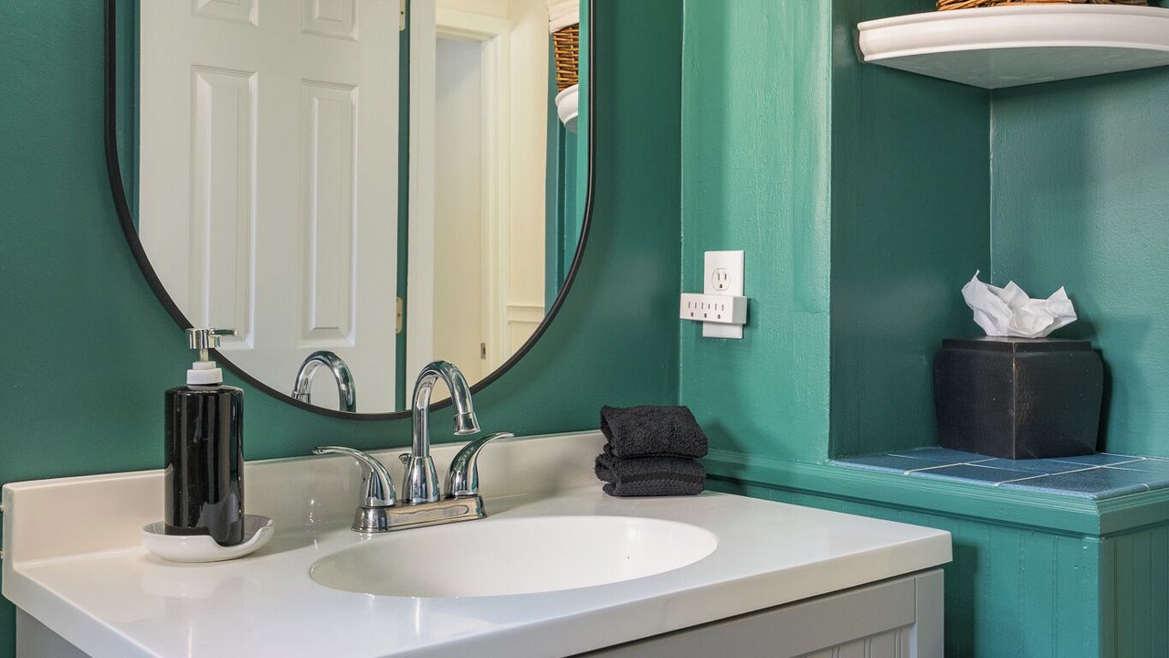 Photo of Bathroom in Alta Vista Area