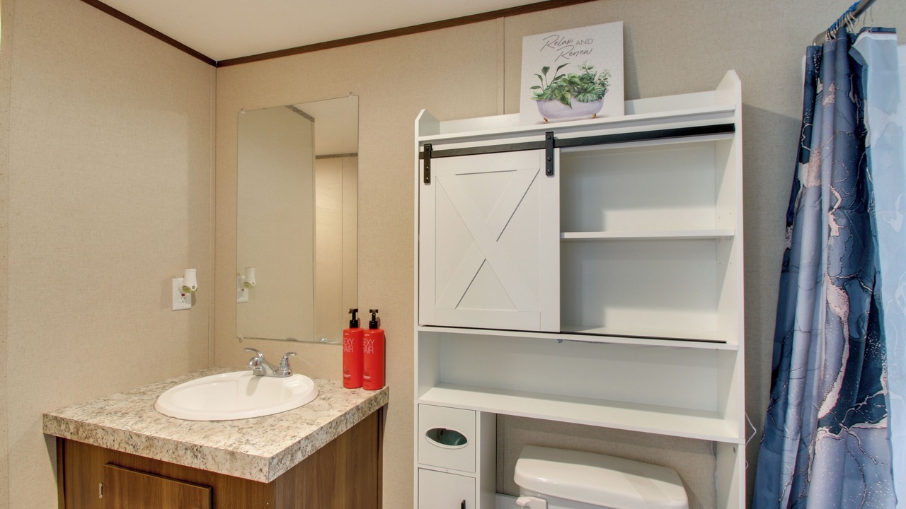 Photo of Bathroom in Canadian County