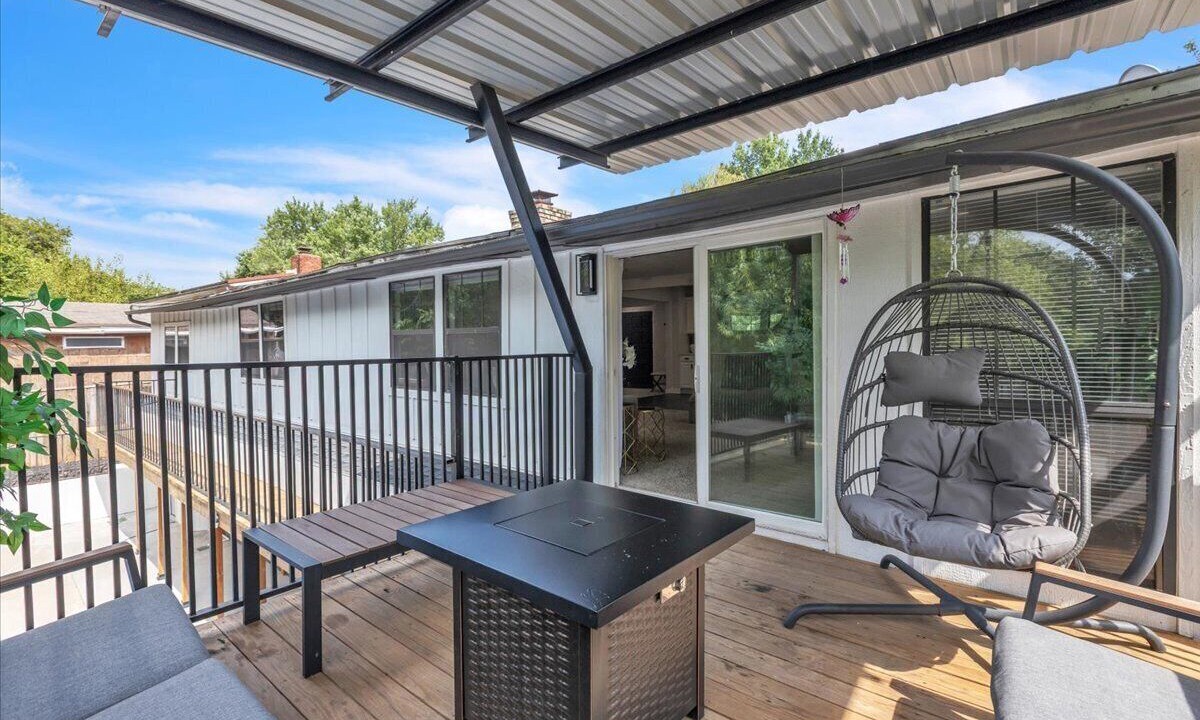 Photo of Patio Balcony in Norman