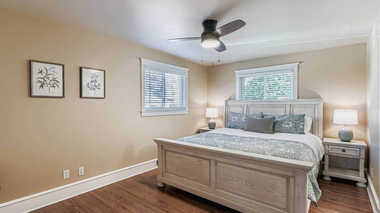 Photo of Bedroom in Castlewood