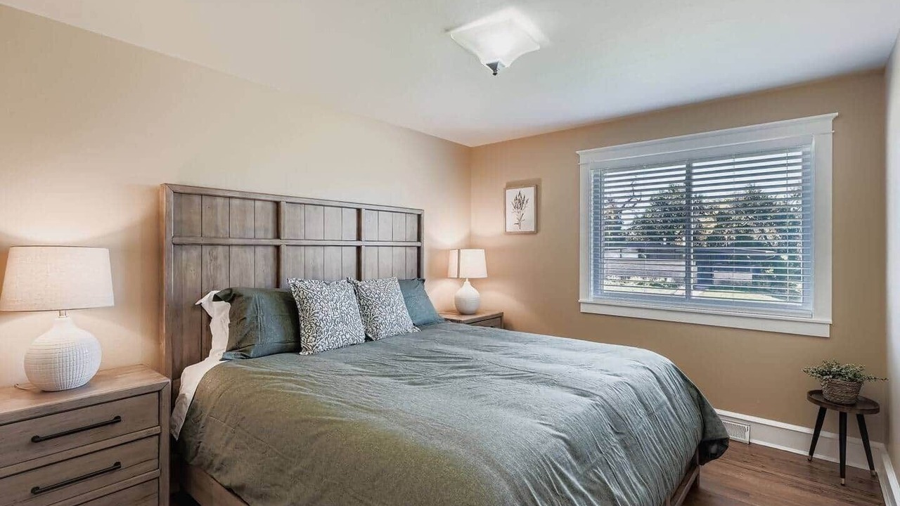 Photo of Bedroom in Castlewood