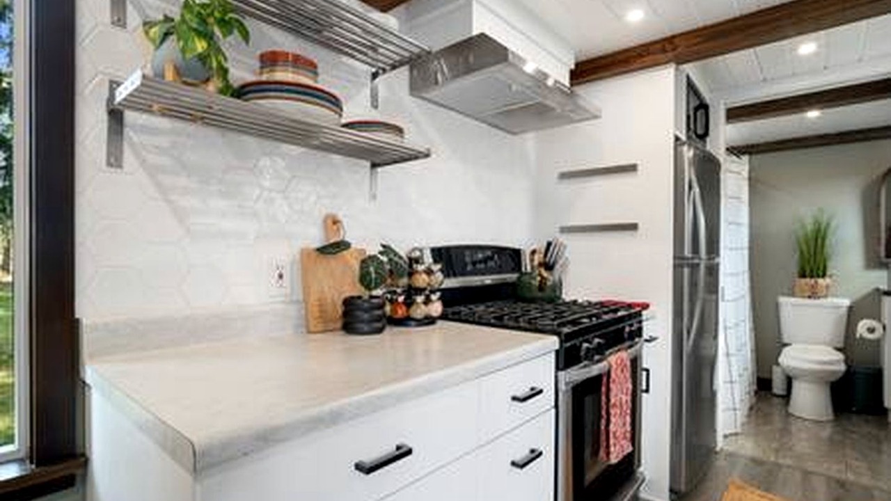 Photo of Kitchen in River Road