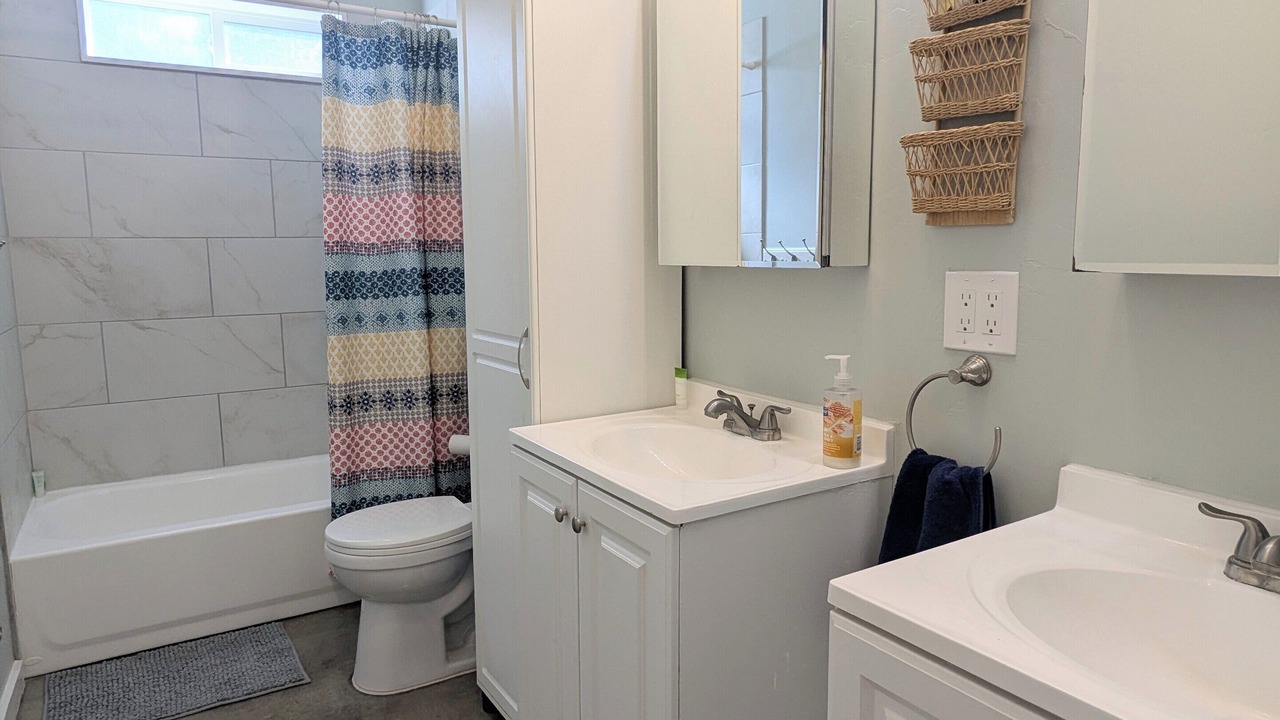 Photo of Bathroom in Sweet