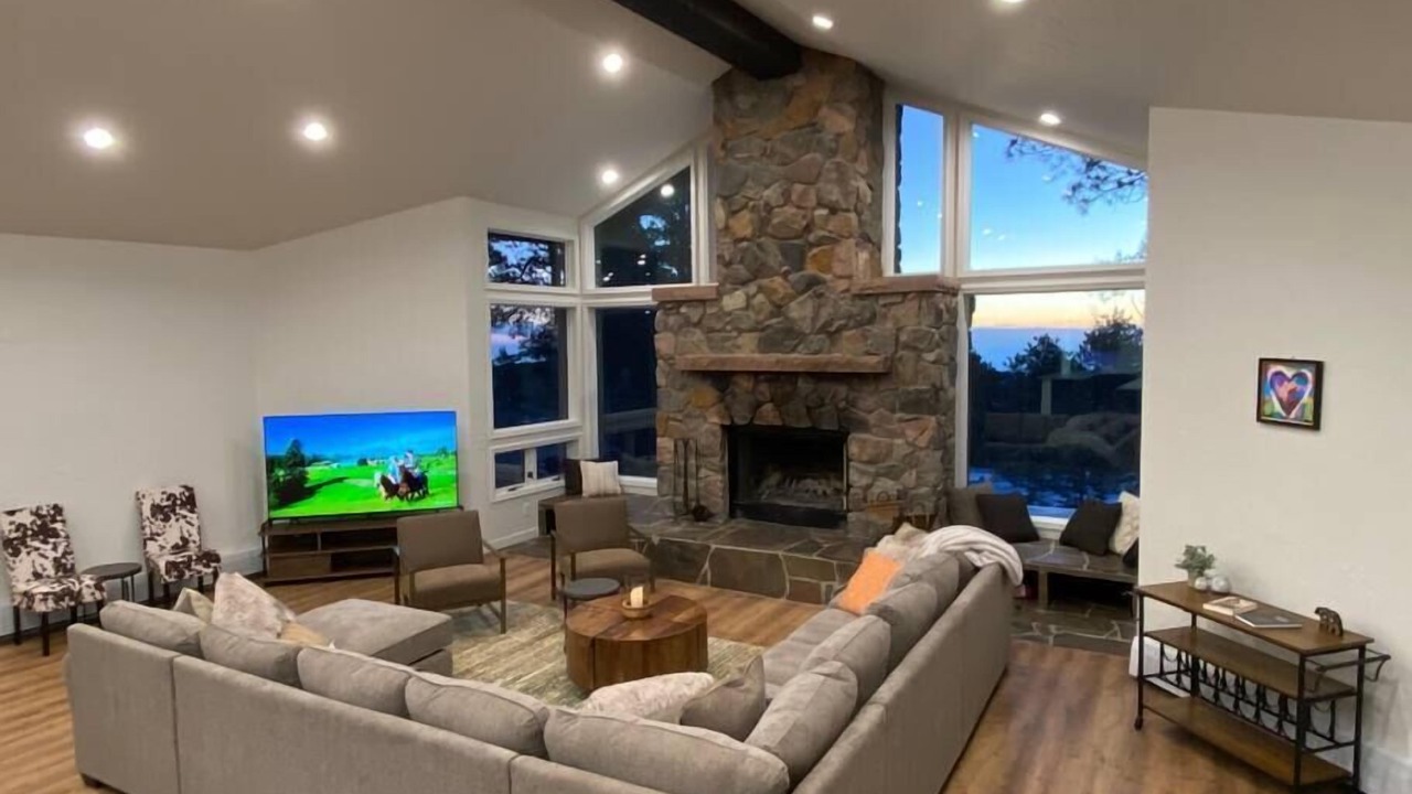 Photo of Livingroom in Golden Gate Canyon