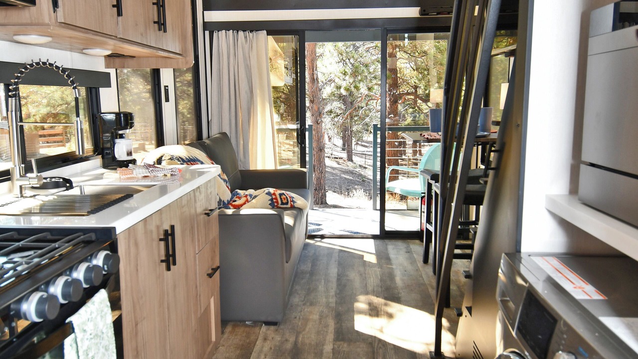 Photo of Kitchen in Elizabeth
