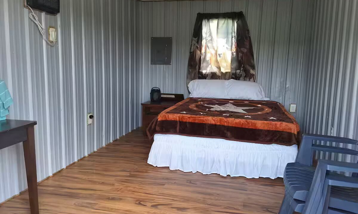 Photo of Bedroom in Heavener