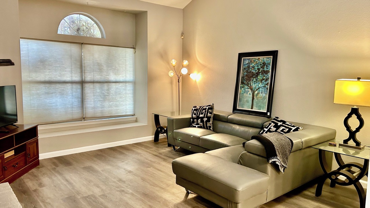 Photo of Livingroom in Taylor Ranch