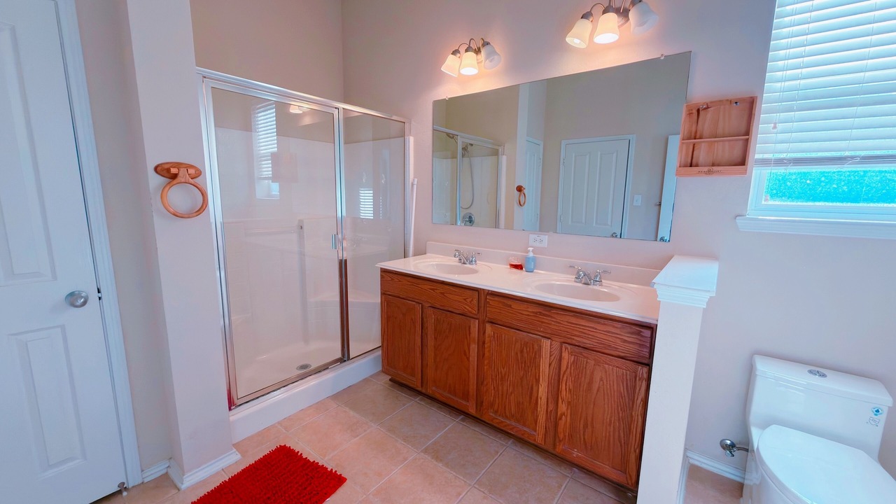Photo of Bathroom in Grand Prairie
