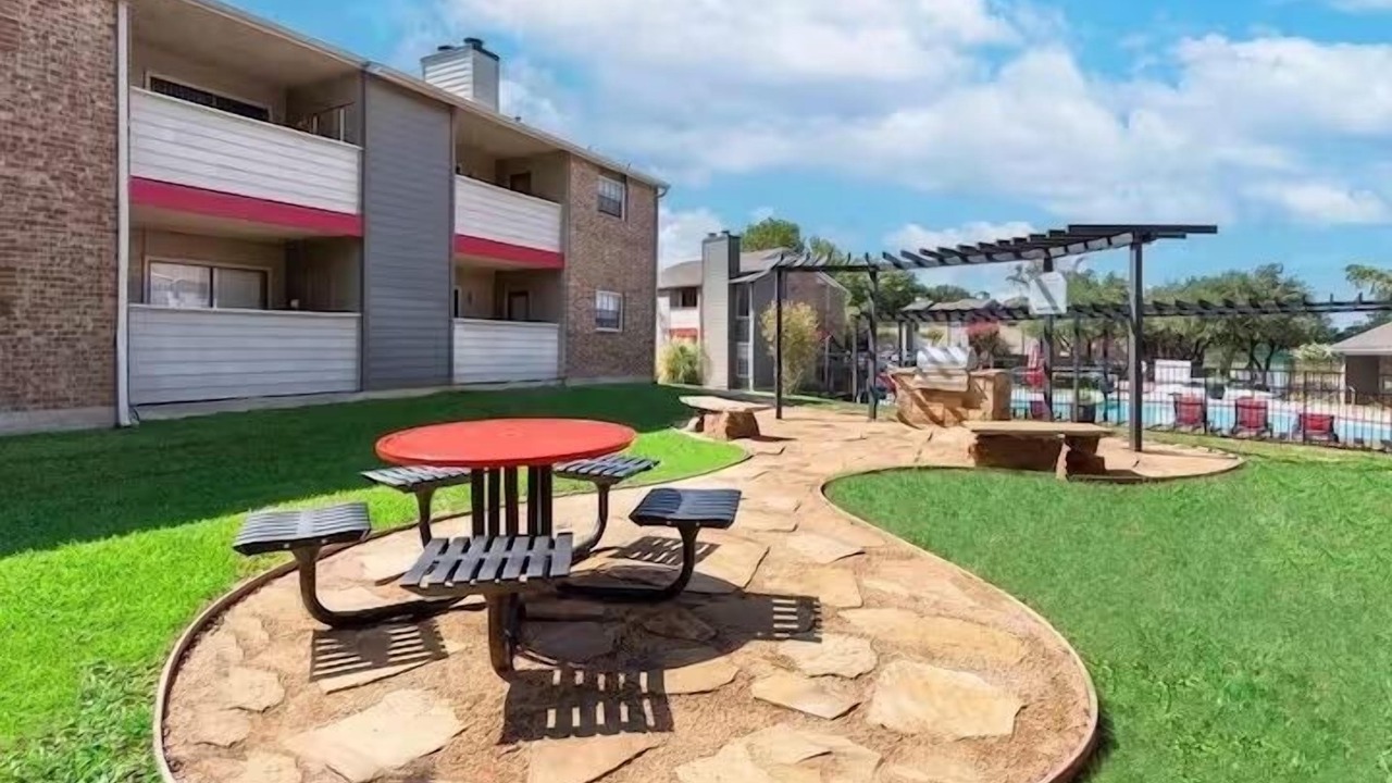 Photo of Outdoor in North Arlington