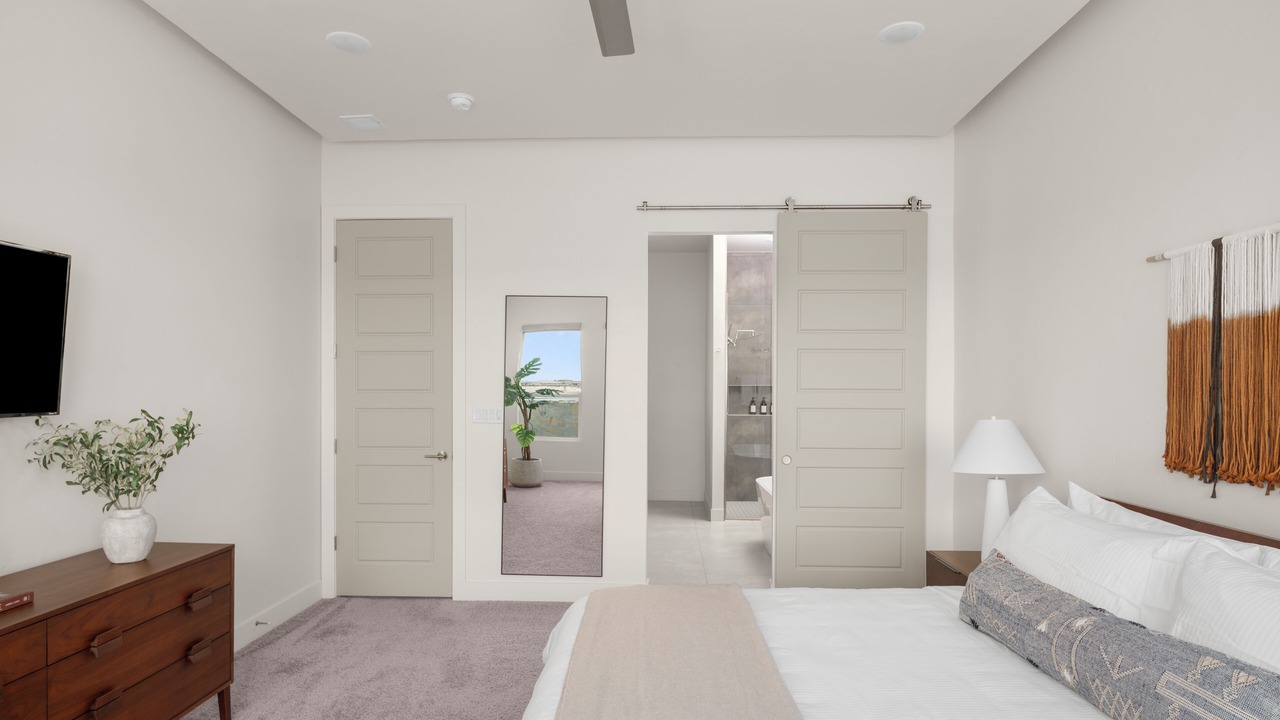 Photo of Bedroom in Biggs Field