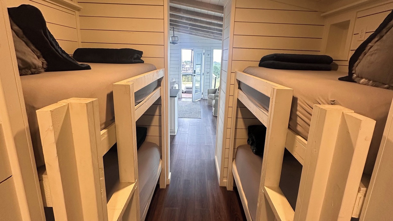 Photo of Bedroom in Paluxy