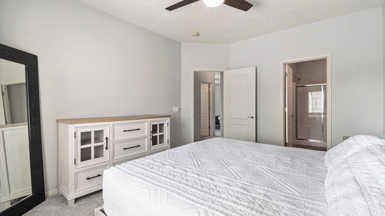Photo of Bedroom in Millard