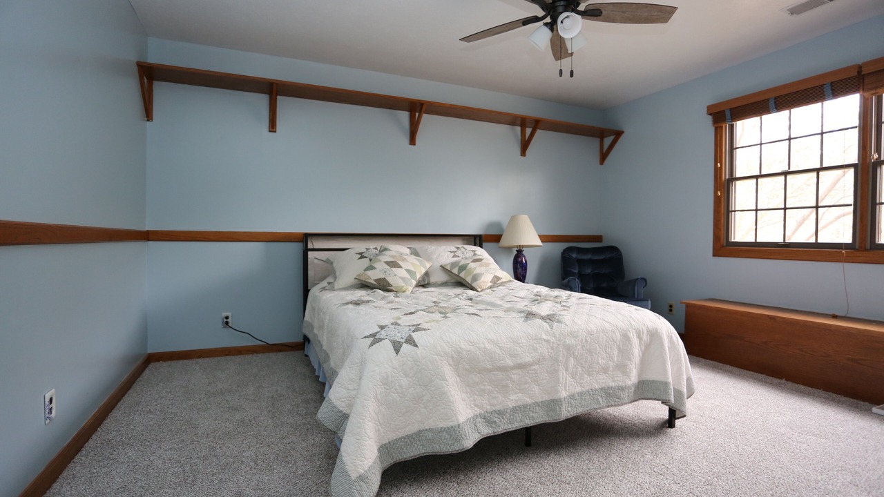 Photo of Bedroom in Seward County
