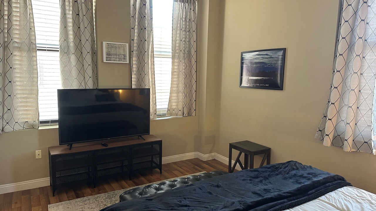 Photo of Bedroom in Downtown Lincoln