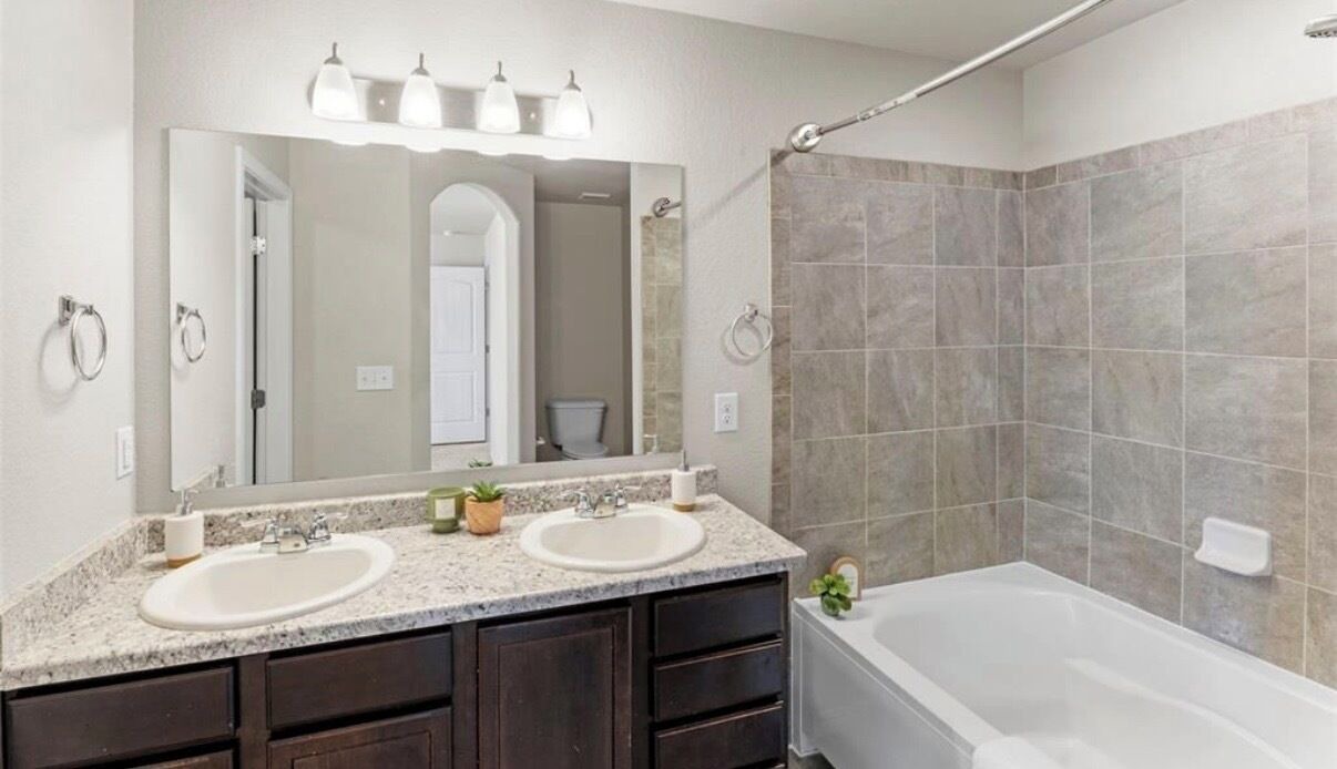 Photo of Bathroom in Fountain