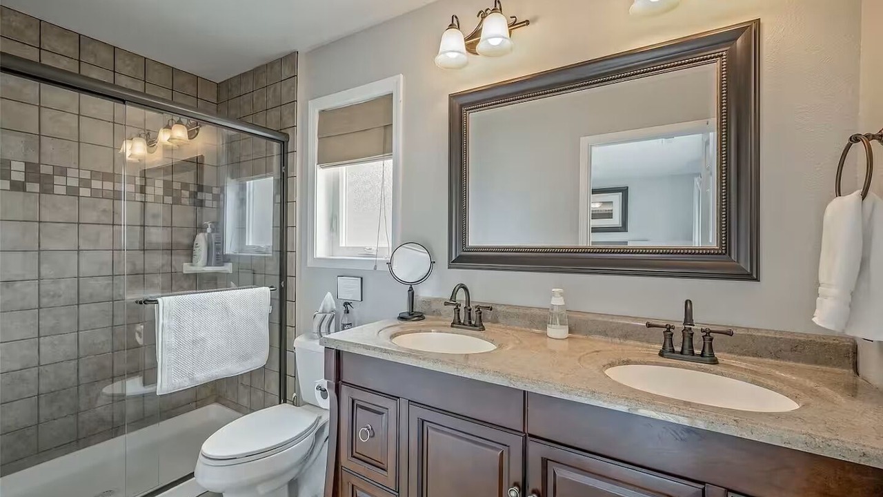 Photo of Bathroom in Sunland Estates