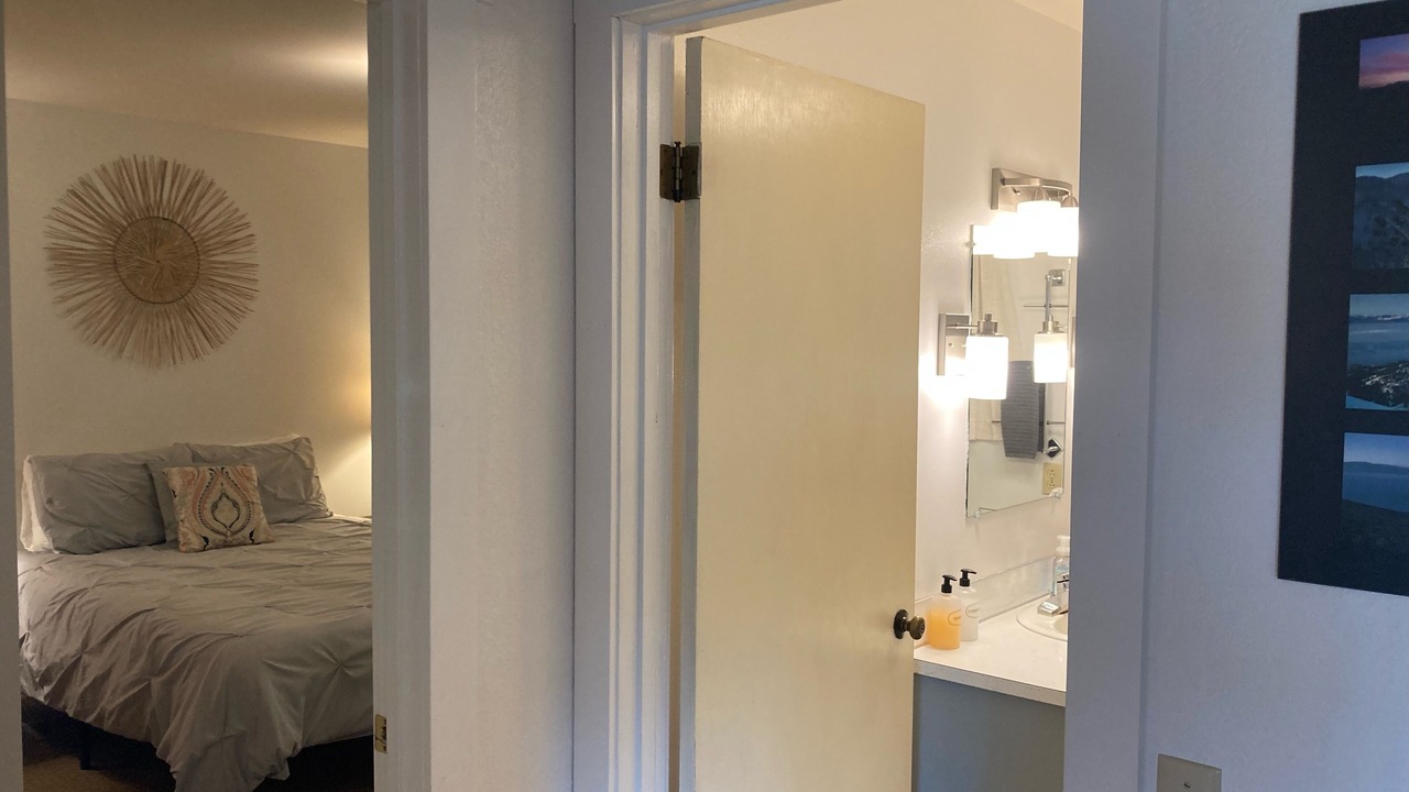Photo of Bedroom in Eastsound