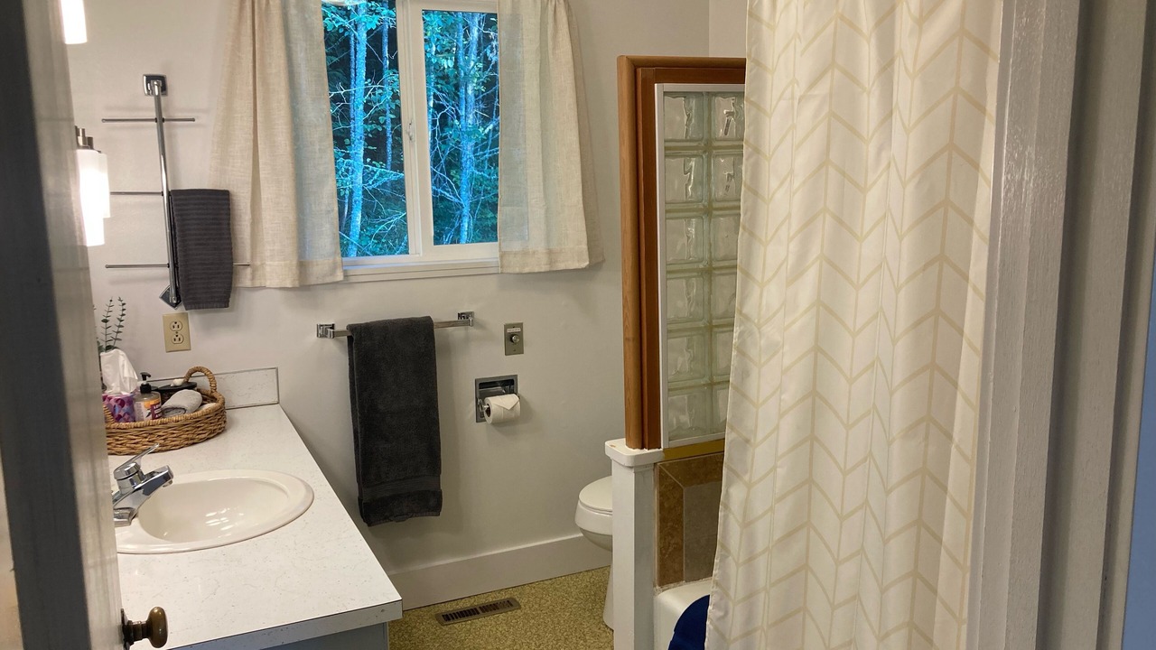 Photo of Bathroom in Eastsound