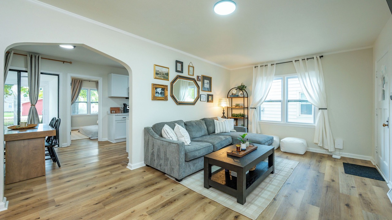 Photo of Livingroom in Des Moines