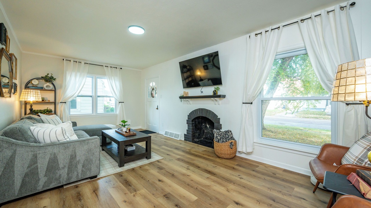 Photo of Livingroom in Des Moines