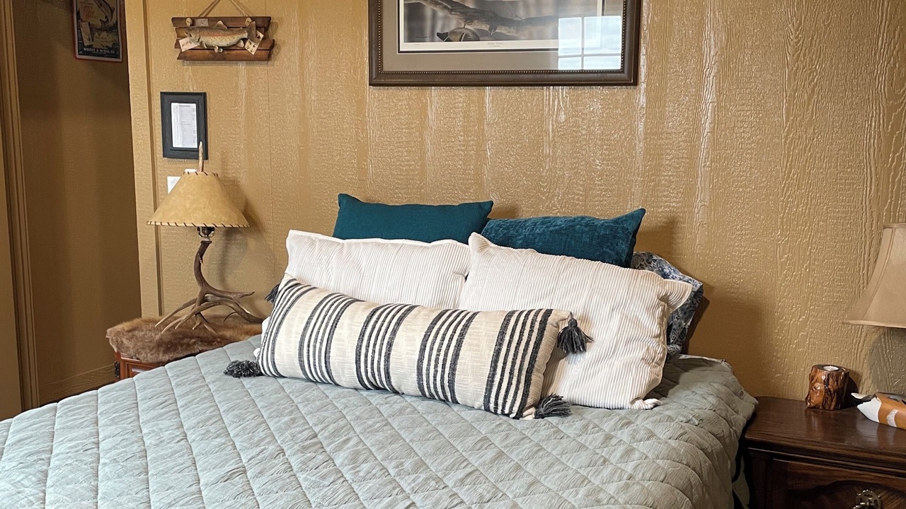 Photo of Bedroom in Crowder
