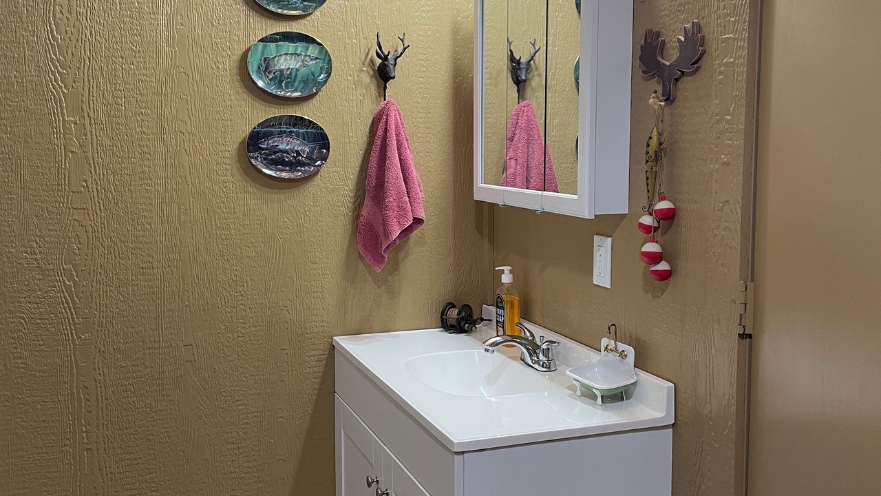 Photo of Bathroom in Crowder