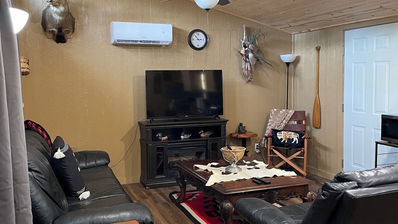 Photo of Livingroom in Crowder