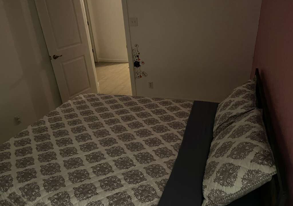 Photo of Bedroom in Biggs Field