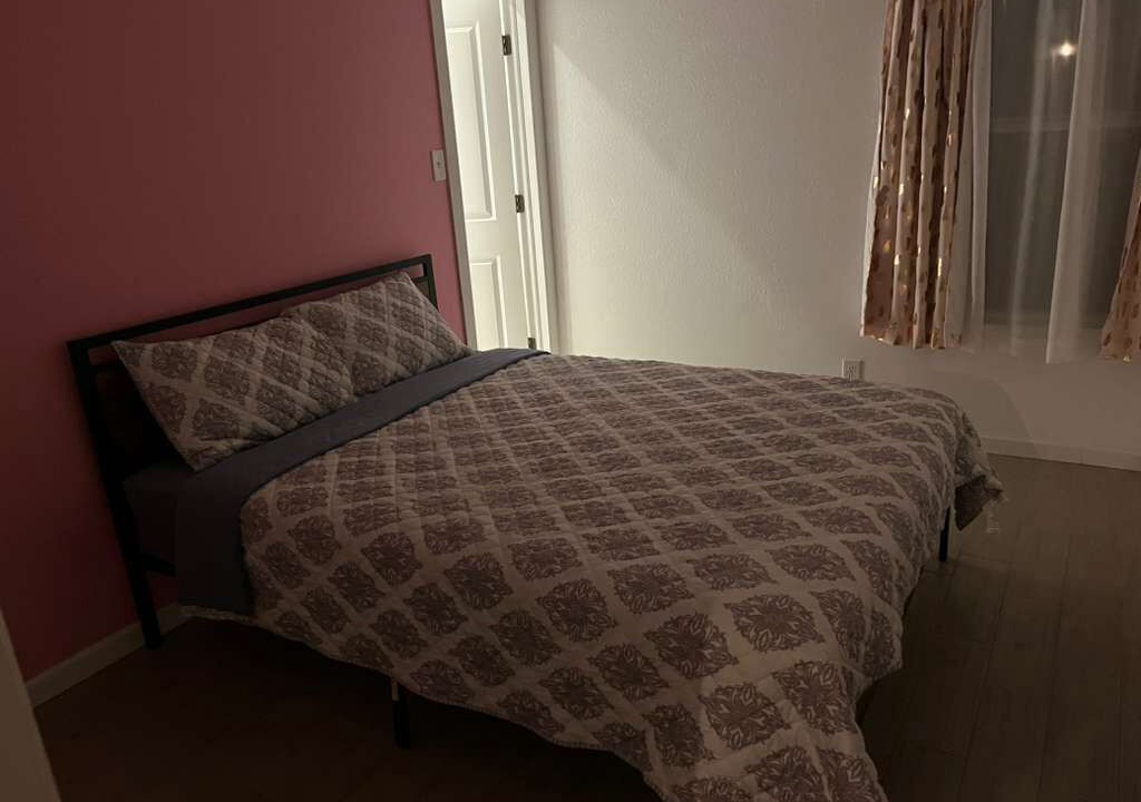 Photo of Bedroom in Biggs Field