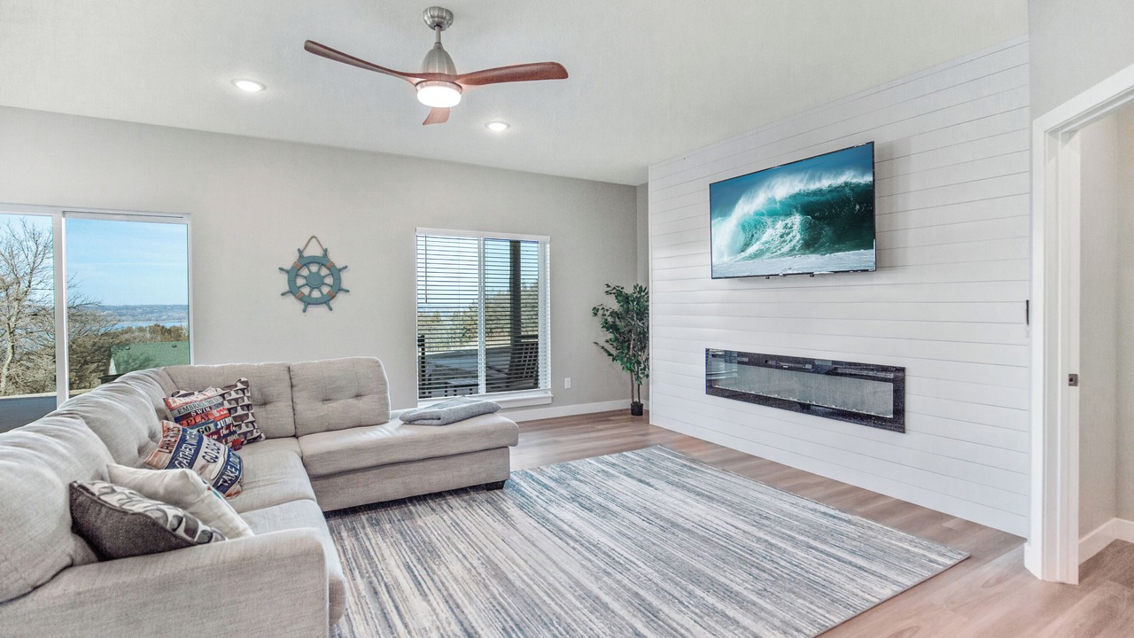 Photo of Livingroom in Crofton