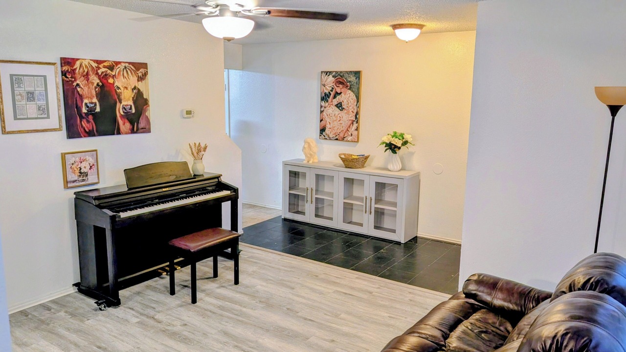 Photo of Livingroom in Corinth