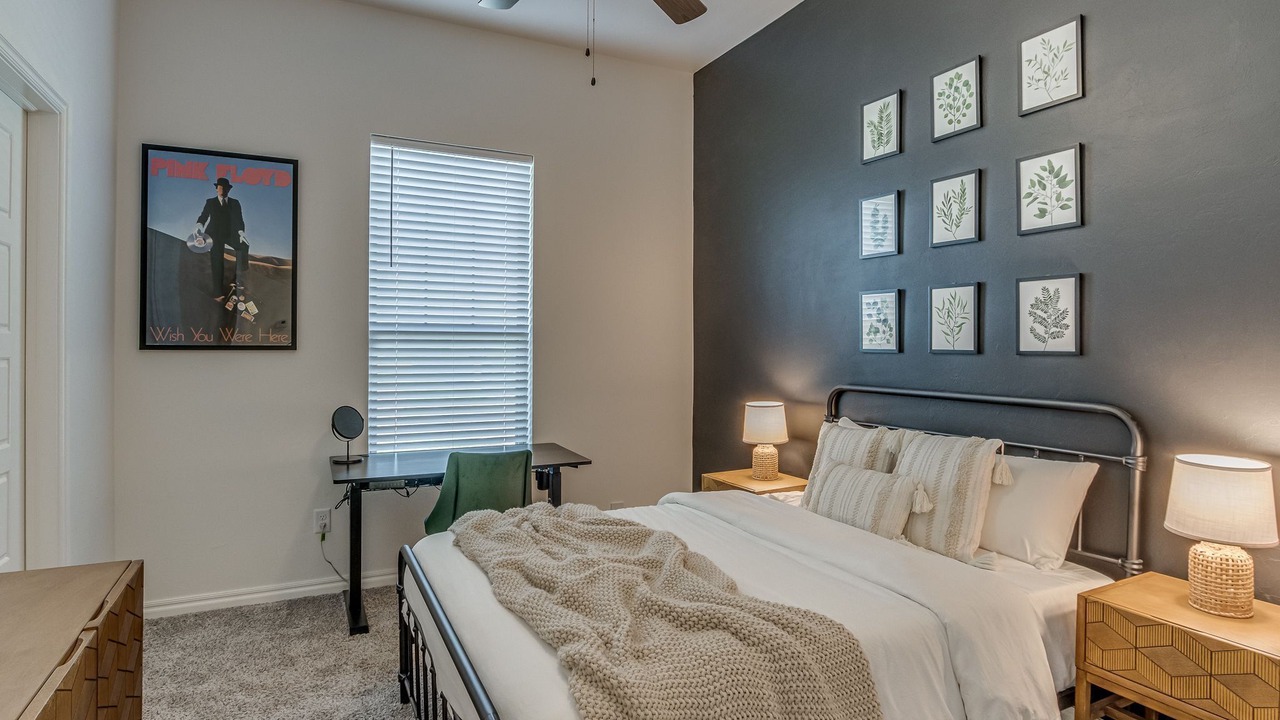 Photo of Bedroom in Yukon