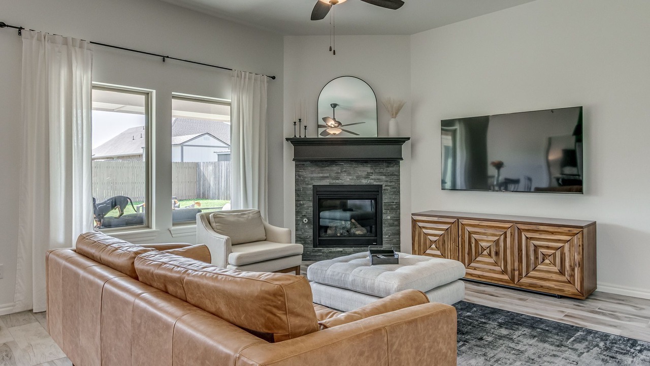 Photo of Livingroom in Yukon
