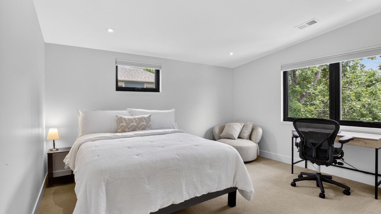 Photo of Bedroom in Old North Boulder