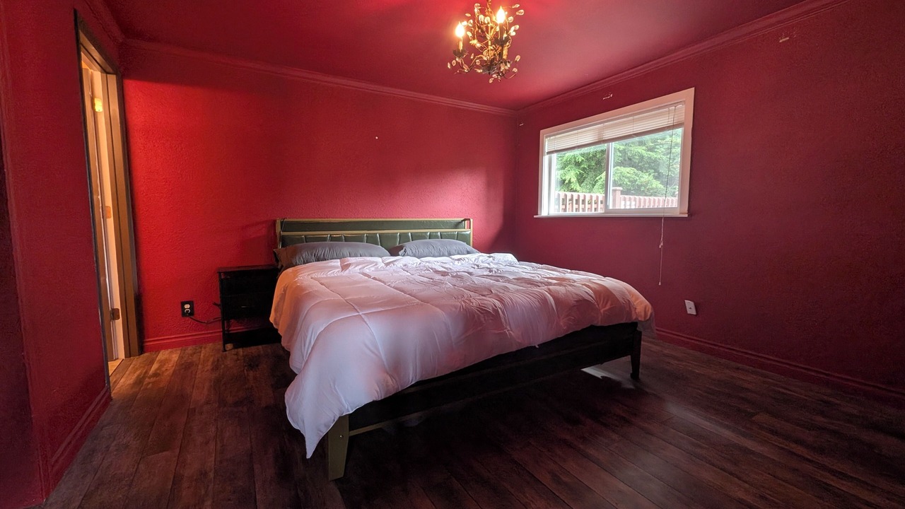 Photo of Bedroom in Lake Goodwin