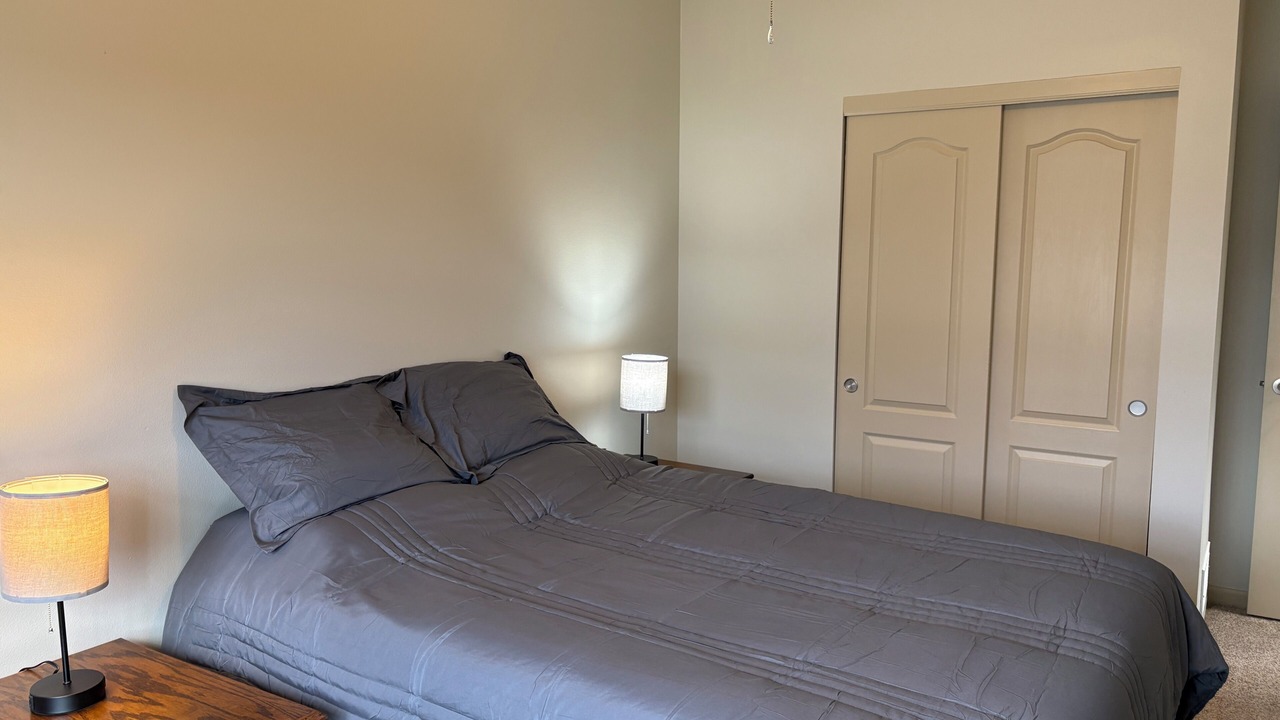 Photo of Bedroom in Millard