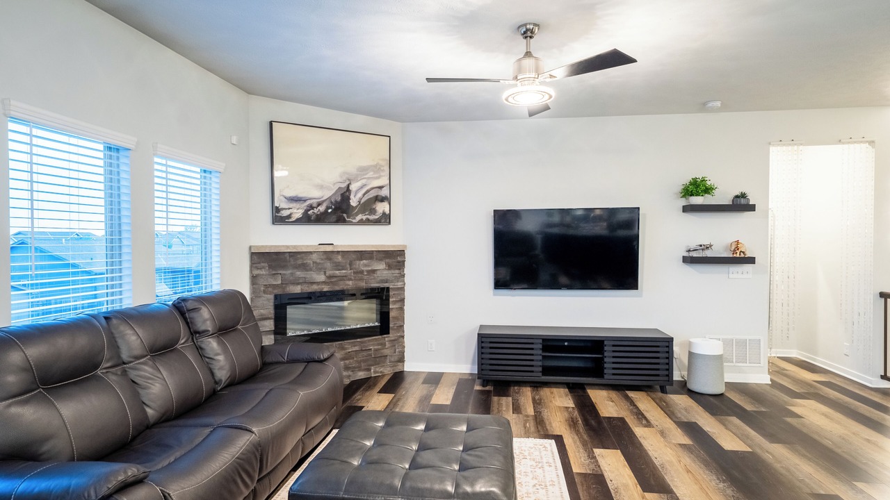 Photo of Livingroom in Elkhorn