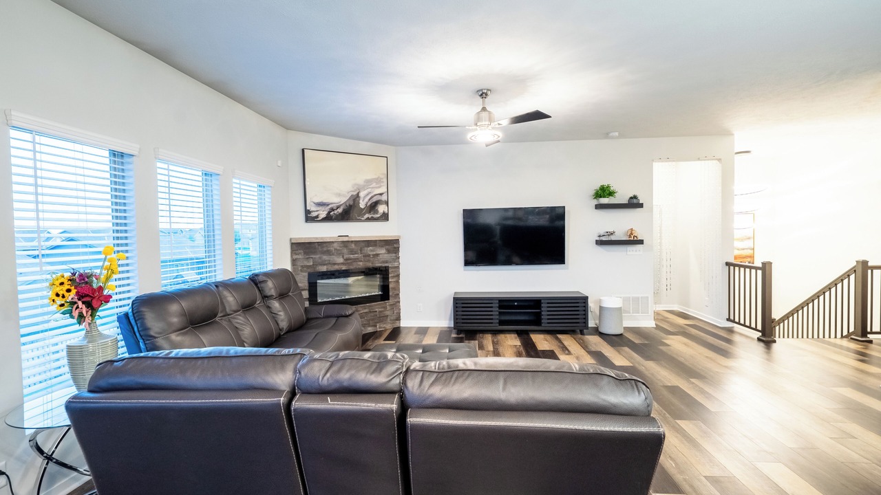 Photo of Livingroom in Elkhorn