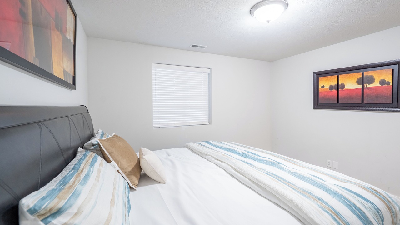 Photo of Bedroom in Elkhorn