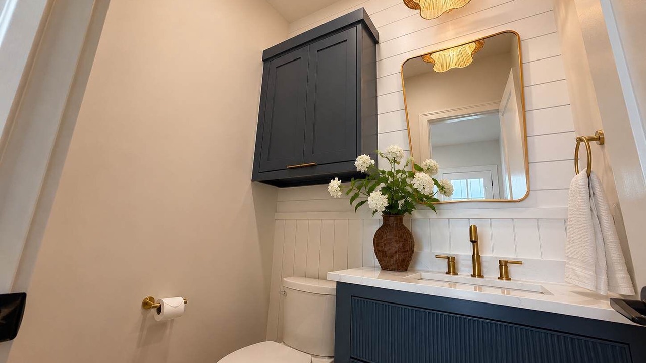Photo of Bathroom in Eufaula