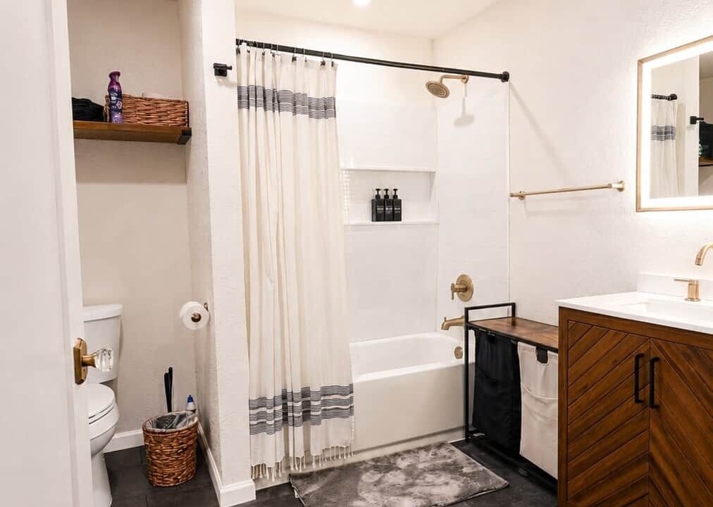 Photo of Bathroom in Oroville