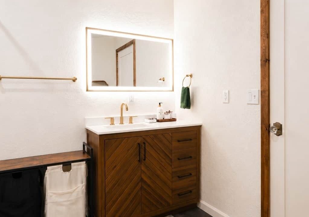 Photo of Bathroom in Oroville