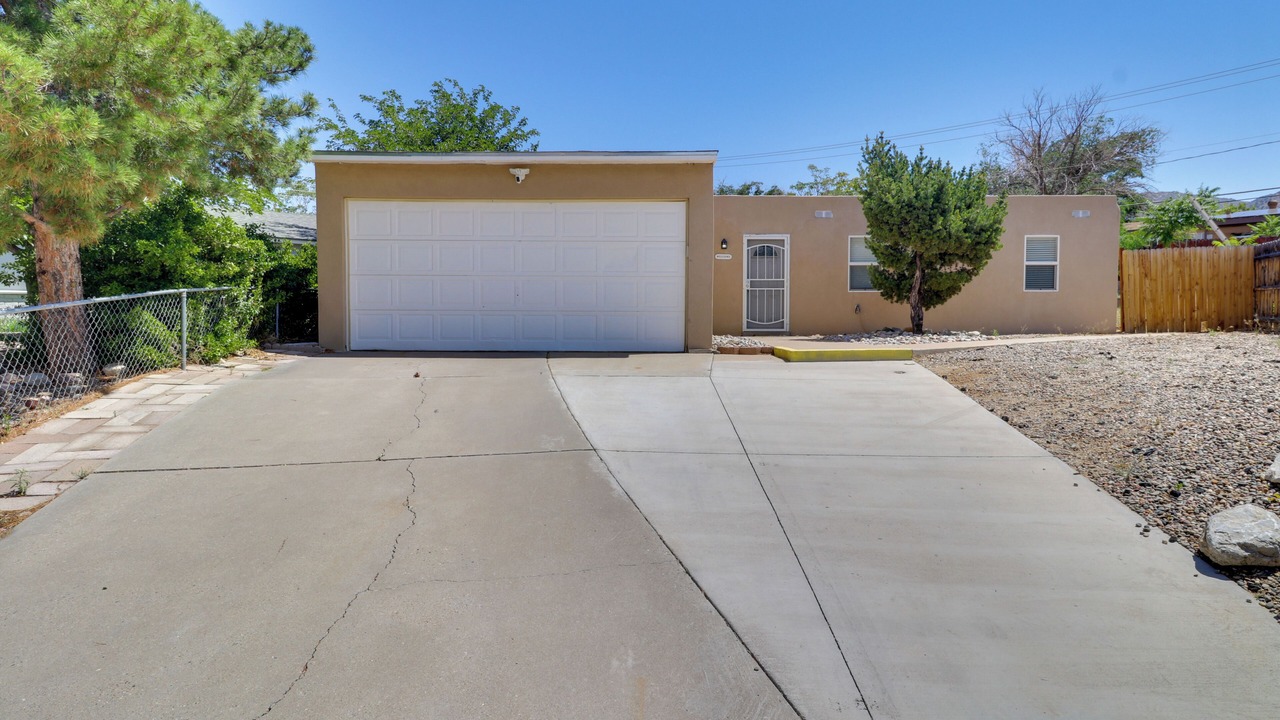 Photo of Outdoor in Northeast Heights
