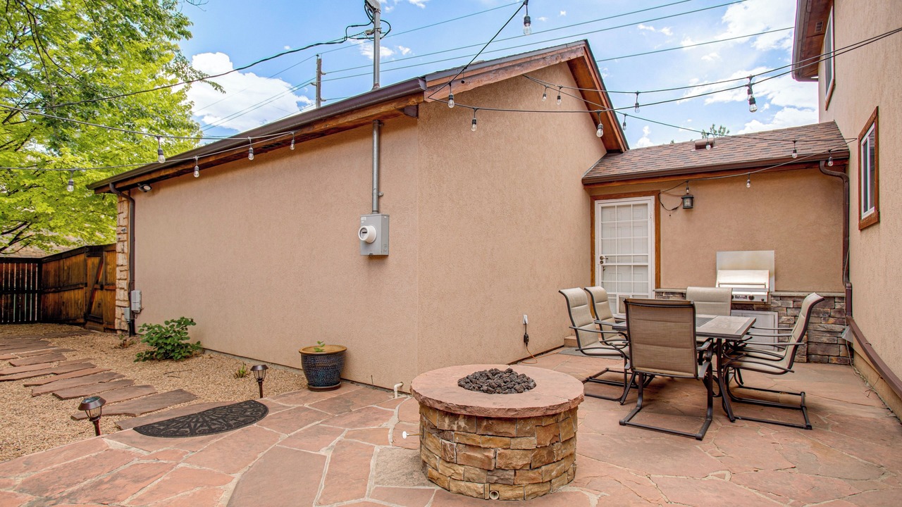 Photo of Outdoor in Cory