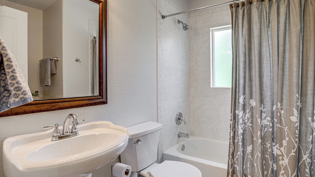 Photo of Bathroom in Cory