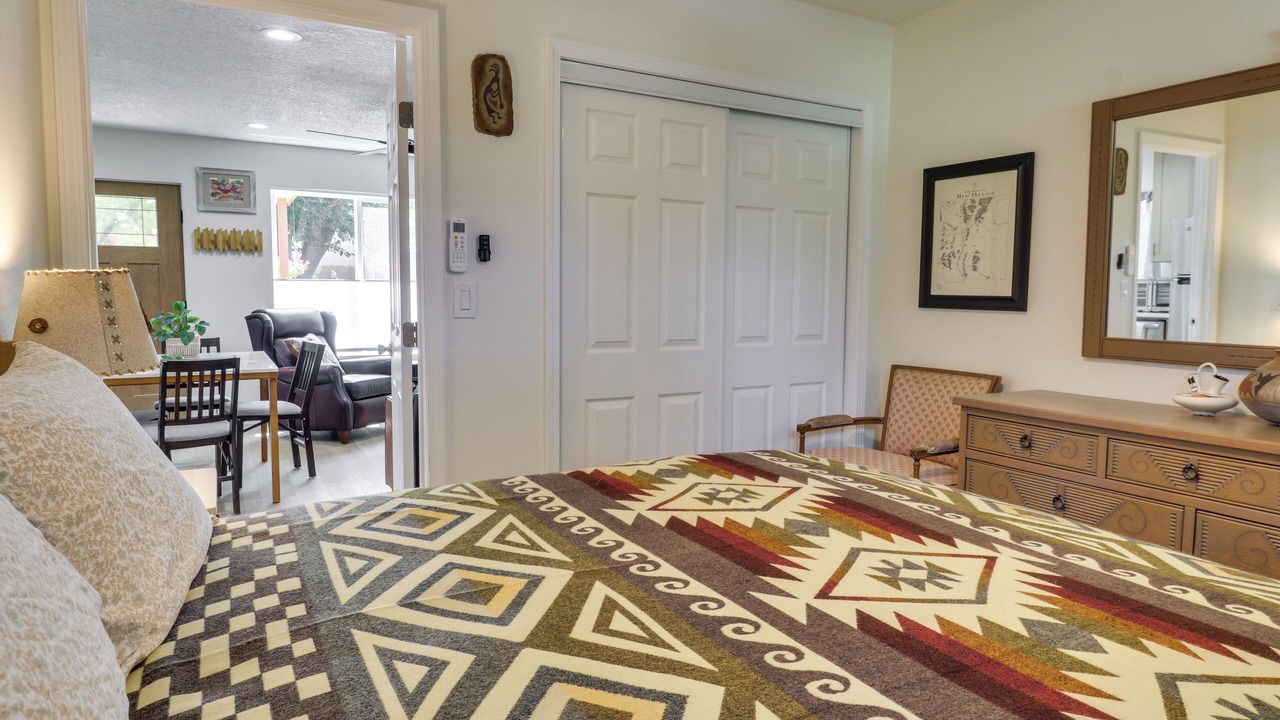 Photo of Bedroom in Northeast Heights