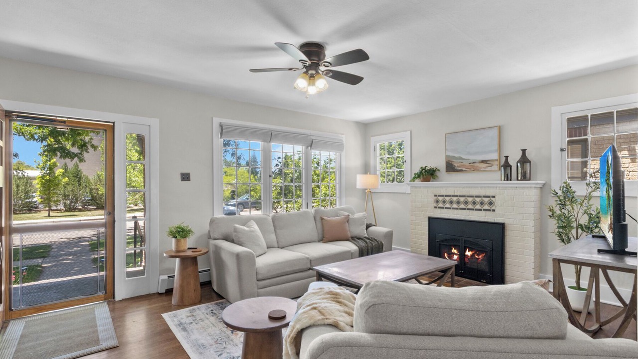 Photo of Livingroom in Cheyenne