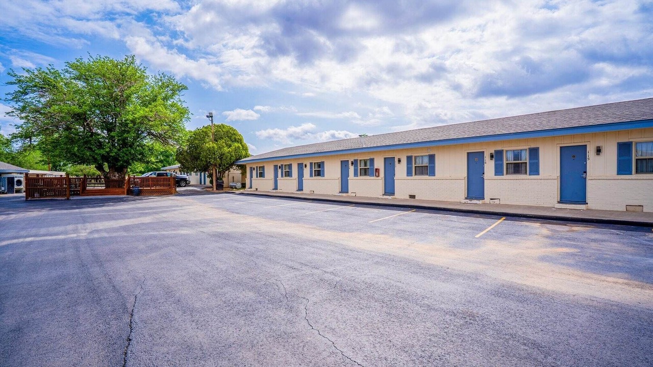 Photo of Outdoor in Ira