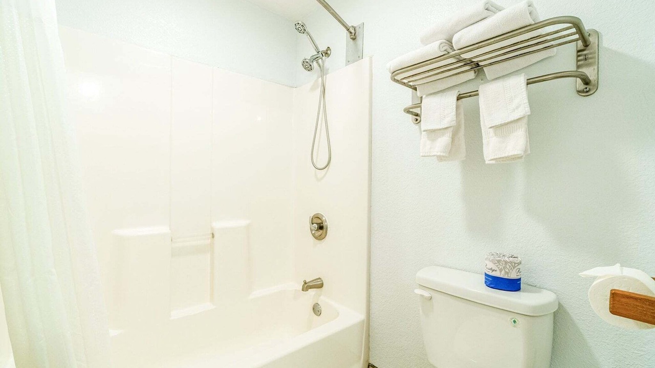 Photo of Bathroom in Ira
